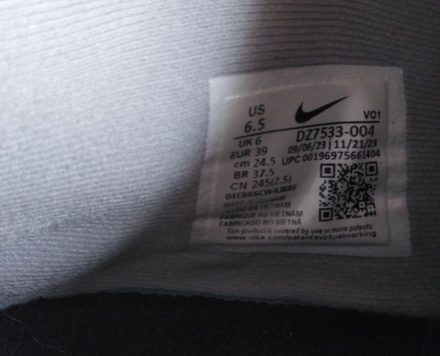 Buty Nike Gianni rozmiar 39