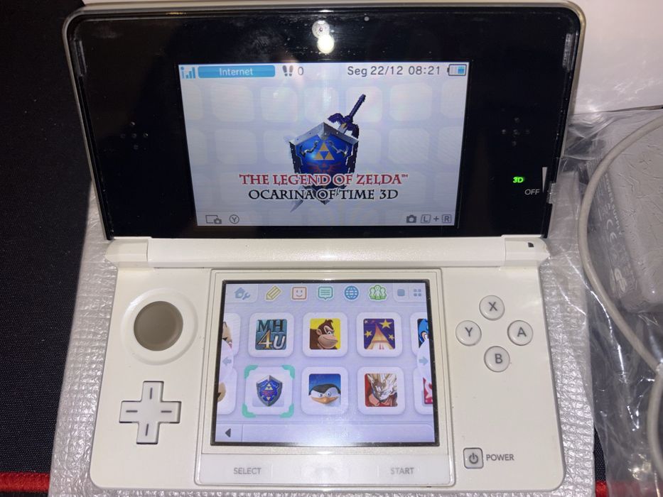 Nintendo 3DS Desbloqueada (Caixa Completa)