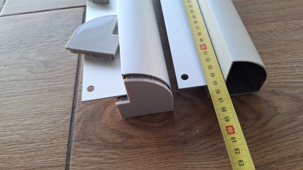 Mocowanie  uchwyt aluminiowy paneli słonecznych kamper