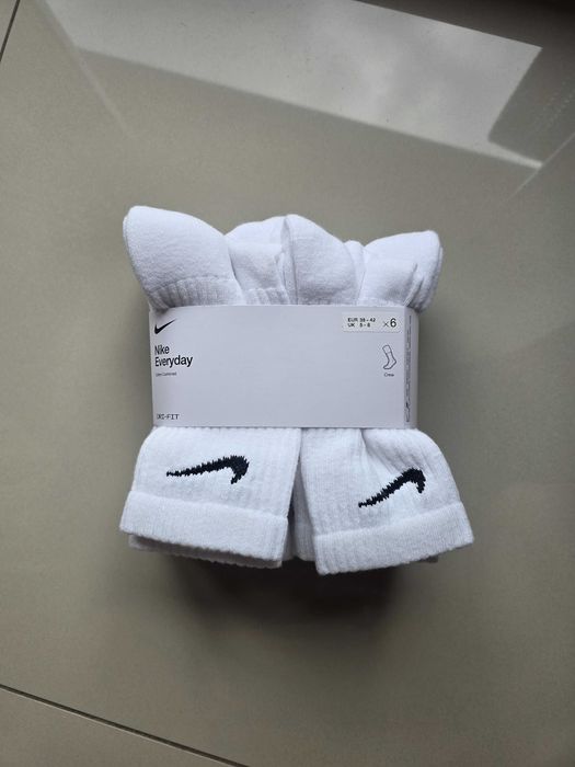 Nike Everyday Cushioned