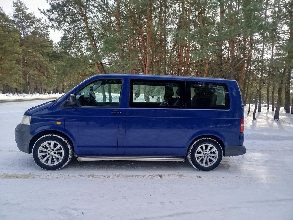 Volkswagen T5 1.9дизель 2006рік 9-місць