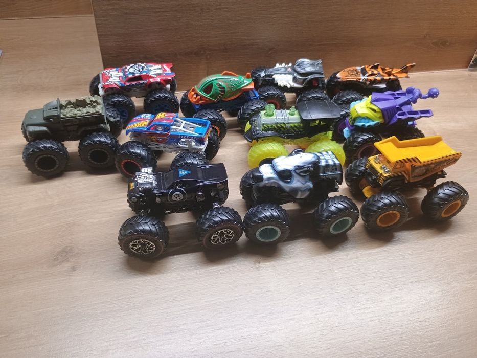 Monster truck hot weels zestaw