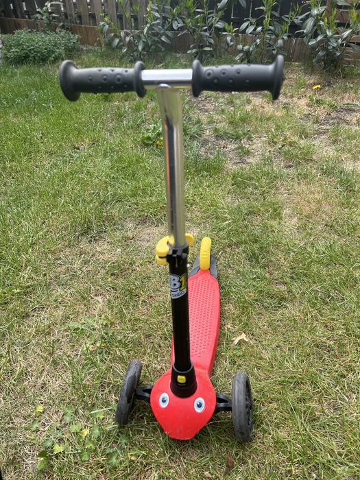 Hulajnowa trójkołowa Oxelo B1 z Decathlonu