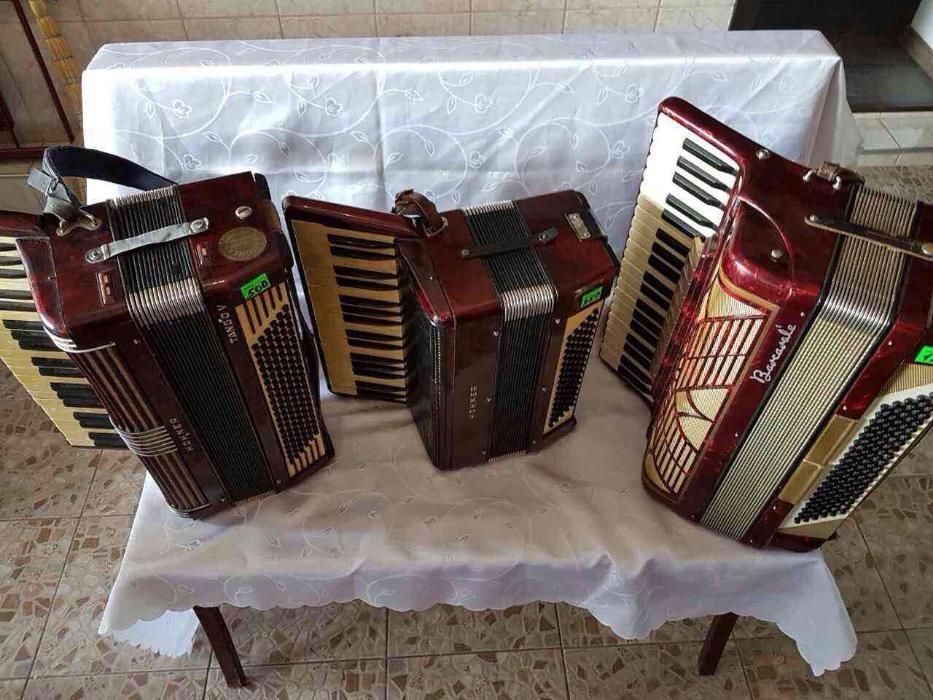 Продам акордион HOHNER