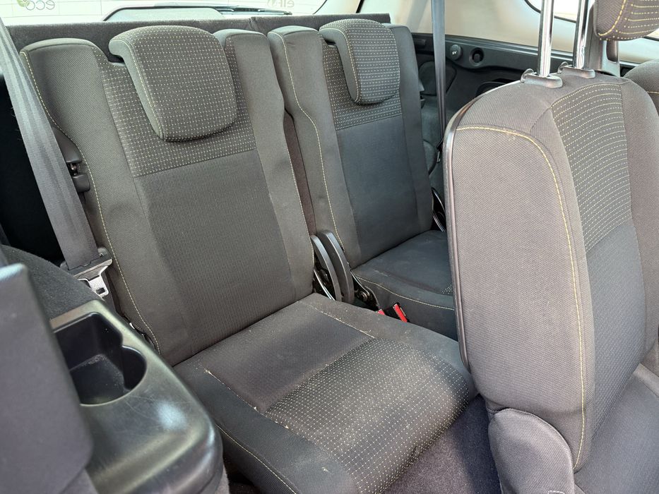 Renault Grand Scénic — fotografia 9
