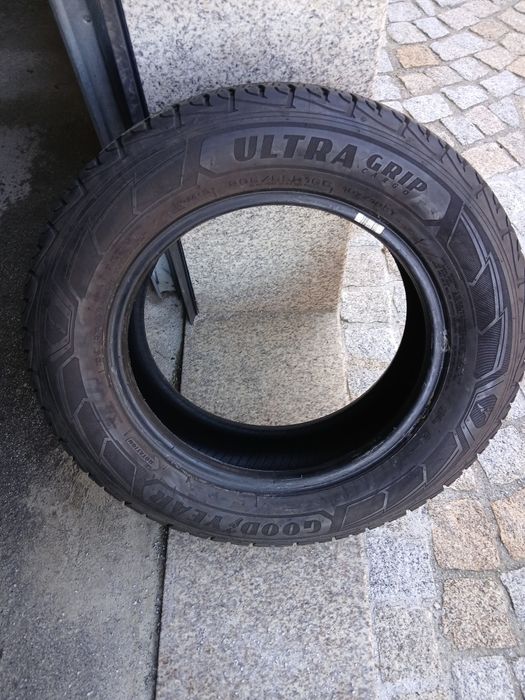 4 pneus 205/65R16 C Goodyear seminovos