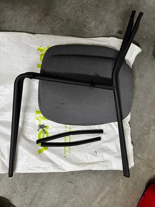 Cadeira do IKEA desmontável