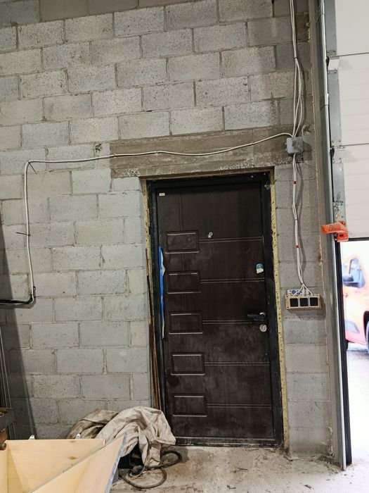 Продам гаражний бокс  Перемога -6