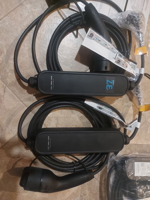 Зарядне зарядка 10/16A Zoe Renault kangoo Megane Nissan nv200 Leaf