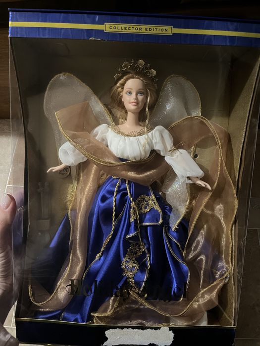 Barbie holiday angel 2000  колекційна в корбці  нова не відкривалась