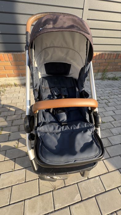 Продам дитячу коляску Mutsy Evo 2 в 1 (2016 р.)