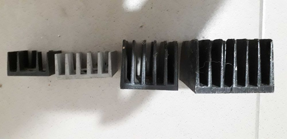 Радиаторы для транзисторов.