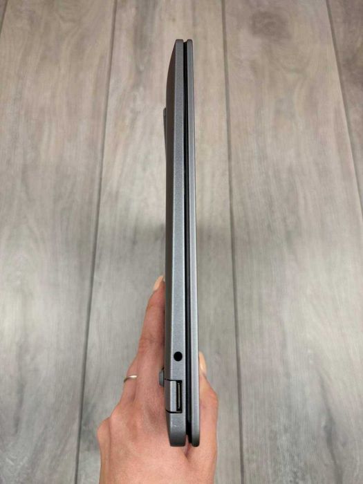 OLED touch 14" HP OmniBook X 14 Snapdragon X Plus / X1P42100 / SSD - 512gb / RAM - 16gb - DDR5 8448Мгц / АКБ - 100% 34 години