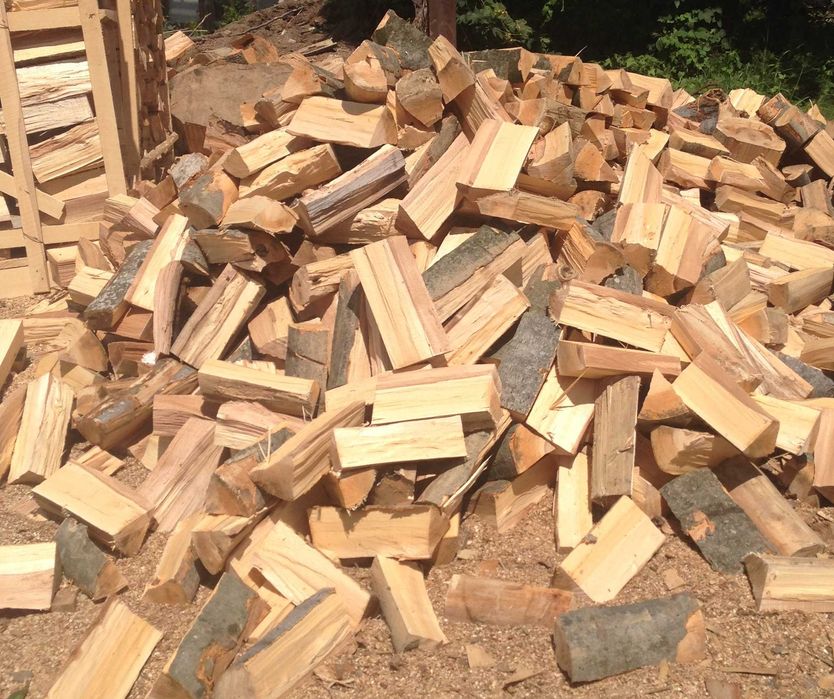 Дрова колотые, твердых пород зил 5 кубов