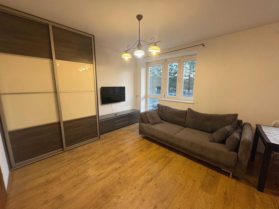 Komfortowe 2 pokoje na Zielonym Romanowie | Parter | Balkon