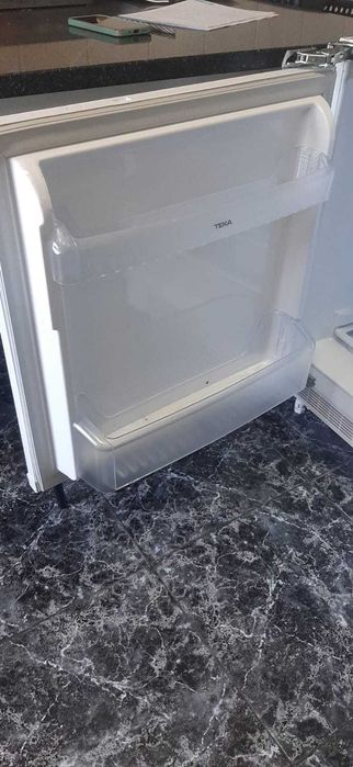 Frigorífico (Mini) Encastrar Teka 130L – Compacto e Funcional