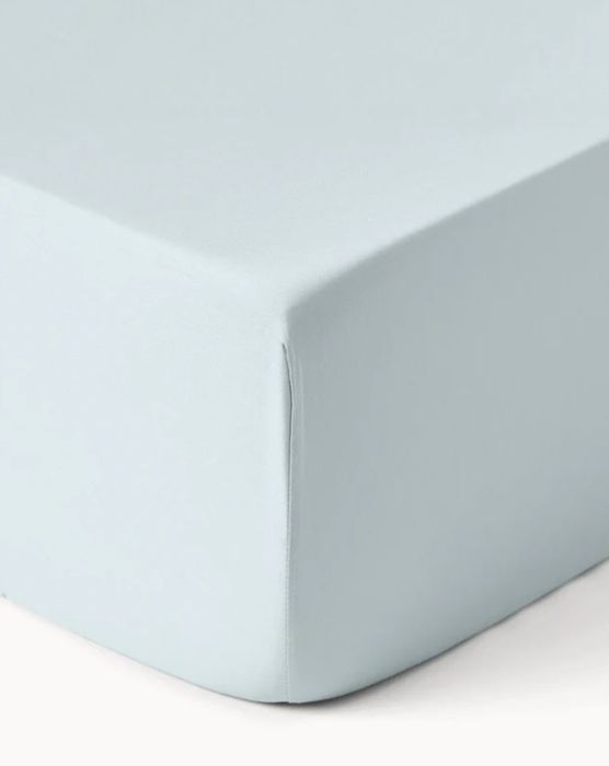 Prześcieradło z satyny bawełnianej z gumką Comfort B 200 x 200 x 25 cm