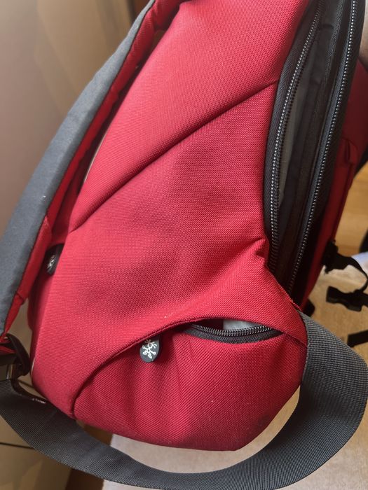 Mochila fotográfica Crumpler – vermelha