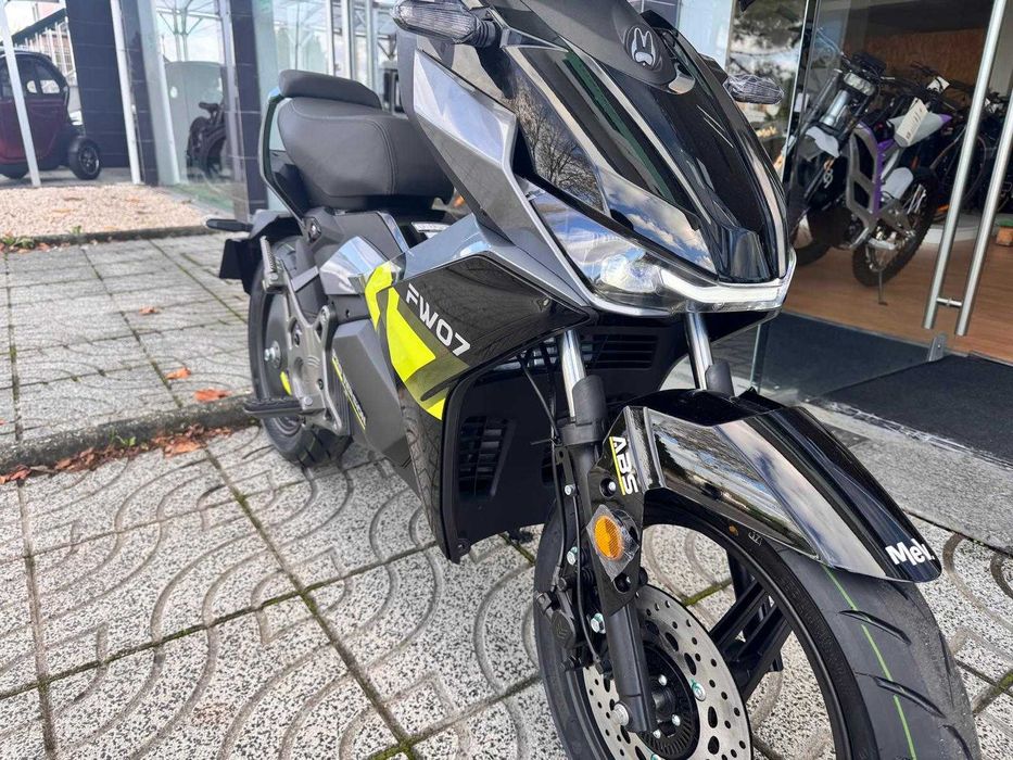 Mota Eletrica Felo FW07 - 135KM/H - NOVA