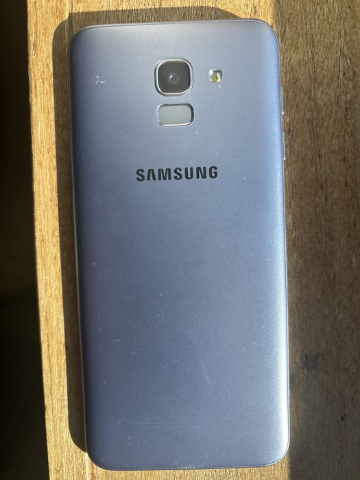 Samsung J6 + capa + cabo
