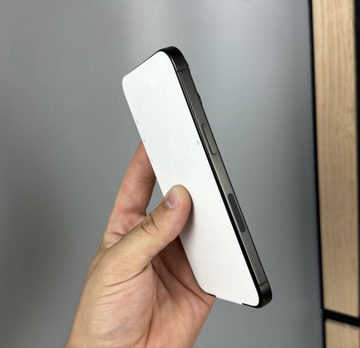 Iphone 15 Pro black Titanium (256gb,NeverLock)