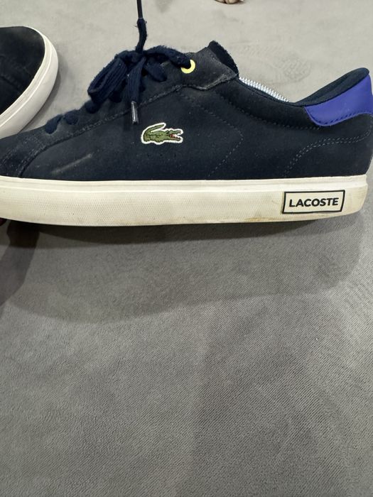 Sapatilhas lacoste em camurça