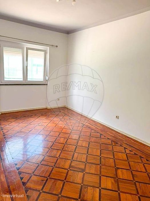 Apartamento T2 para arrendamento