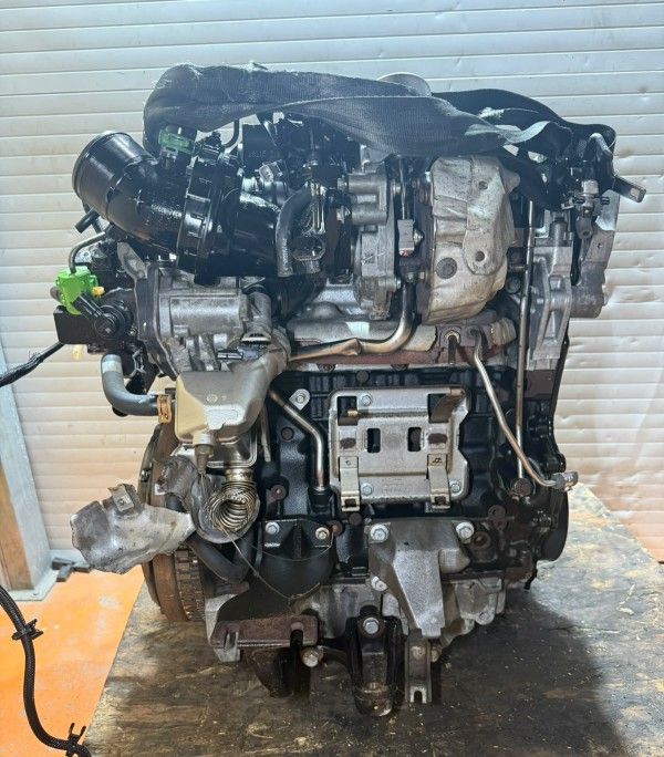 Motor completo OPEL Vivaro B Furgão (X82)
