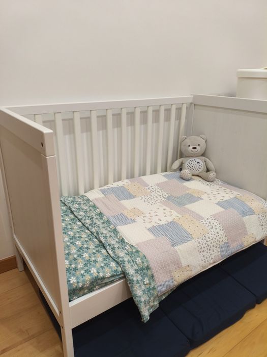 Berço 60x120 c/ colchão de espuma (como novo)