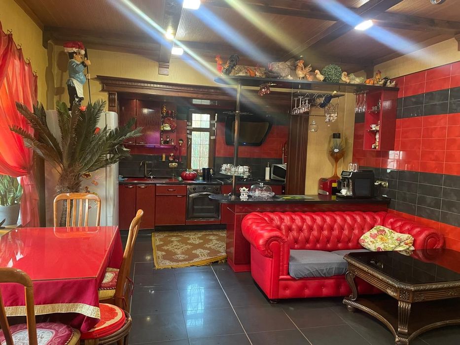 "КОТЕДЖ", БАЛКА!, 9 соток! Євро, меблі!