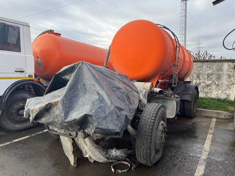 Асенізатори МАЗ-533702 2012р