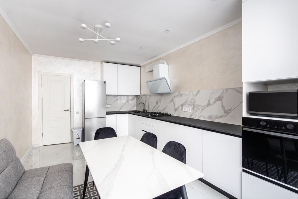 Оренда  1к  квартири, перша здача у центрі міста вул.Незалежності 115а