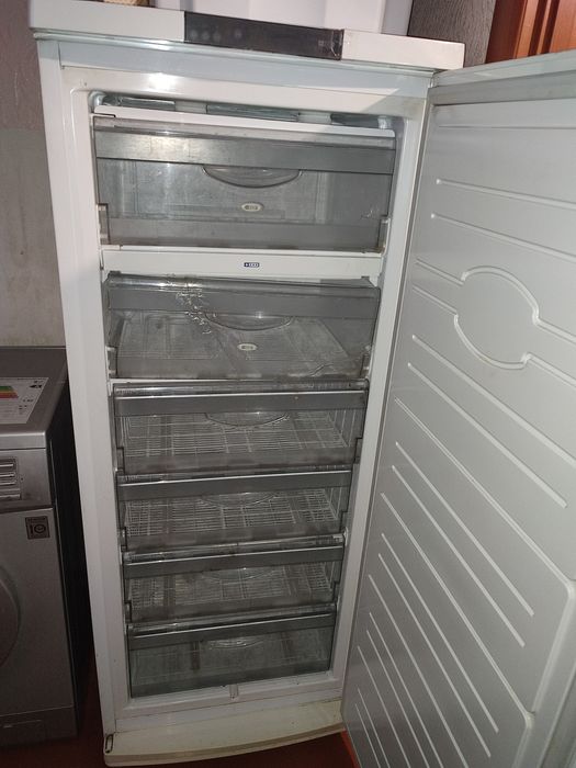 Морозильна камера Атлант б/у