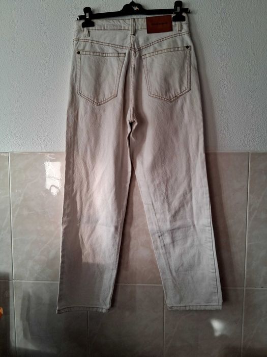 Calça Lefties,com camisola Breskha.