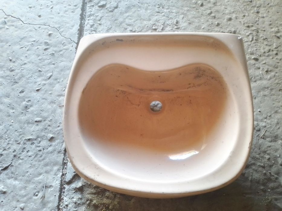 Умывальник подвесной