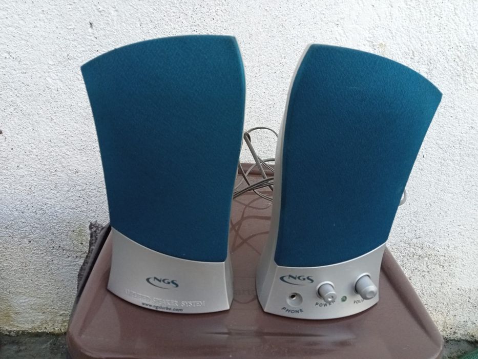 Quatro Colunas música