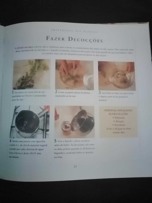 Livro "Plantas medicinais" de Sue Hawkey - como novo