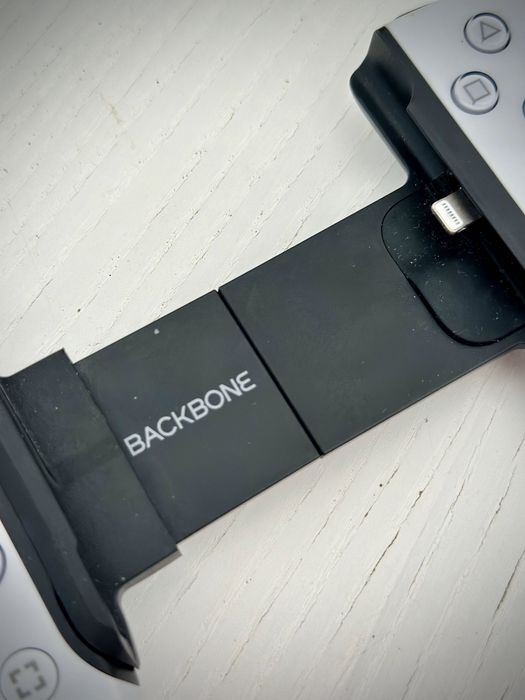 Comando Backbone Lightning edição Playstation