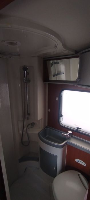 Autocaravana McLouis perfilada