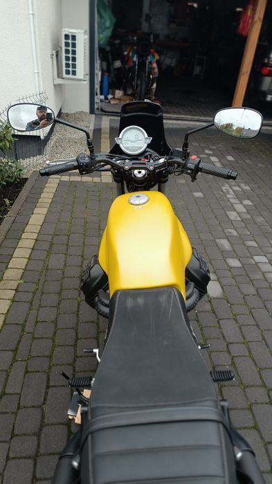 Moto Guzzi v7  850cm