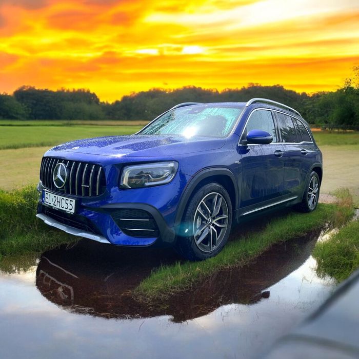 Mercedes A35 Audi RSQ8 Mustang Porsche BMW wynajem wypożyczalnia aut