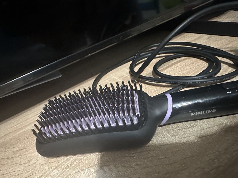 Електрогребінець PHILIPS BHH880/00 / расческа - утюжок