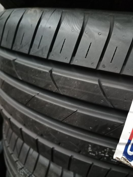 225/55r16 Gt Radial FE2 97W Lato