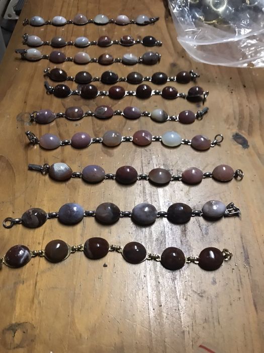 Vende se pedras quartzo / agatas em bruto
