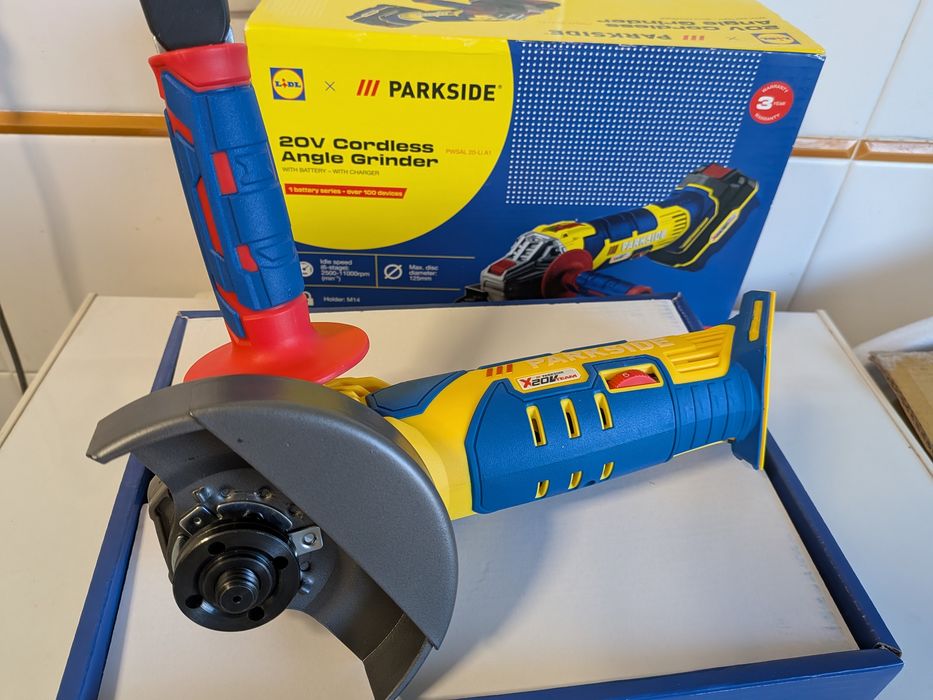 Rebarbadora Parkside a bateria 20v - Nova