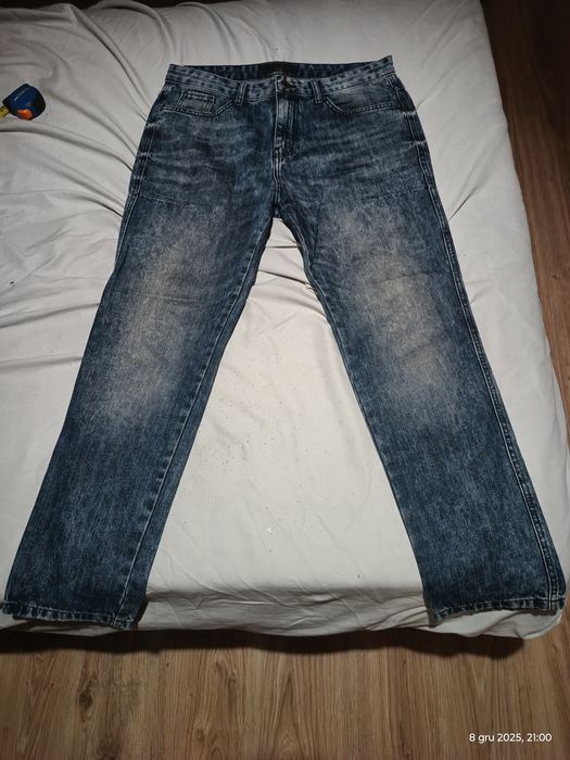 Jeansy Reserved stylowe