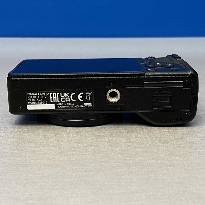 Ricoh GR IV (25.7MP) - NOVA - 3 ANOS DE GARANTIA