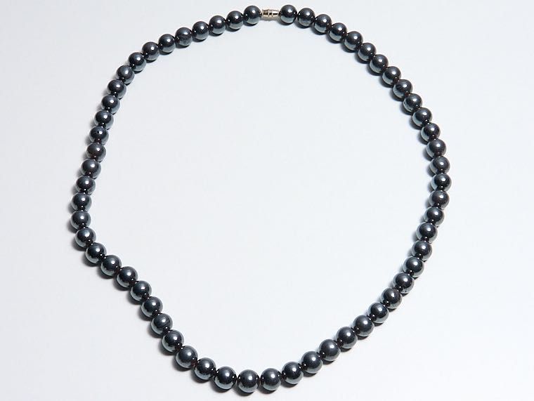 Colares em pedra de Hematita