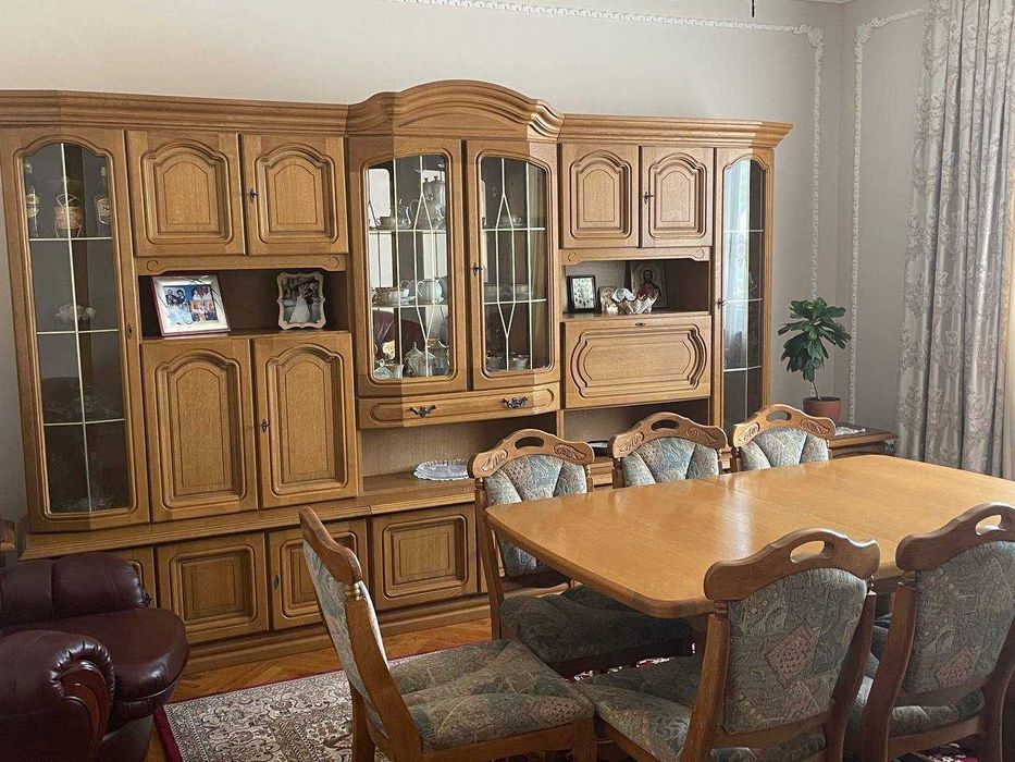 Стінка румунська дубова