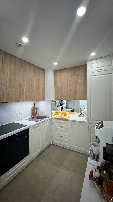 Oferuje meble na wymiar